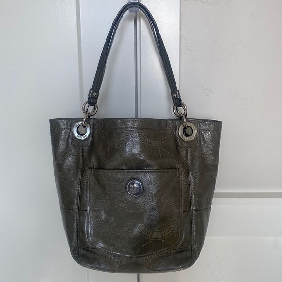 Coach Women’s Patent Leather Gray Stitched Monogram Top Zip Shoulder Handbag - Picture 1 of 16